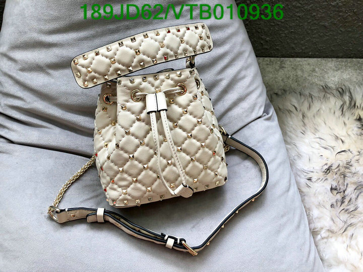 Valentino Bag-(Mirror)-Rockstud Spike,Code: VTB010936,$: 189USD