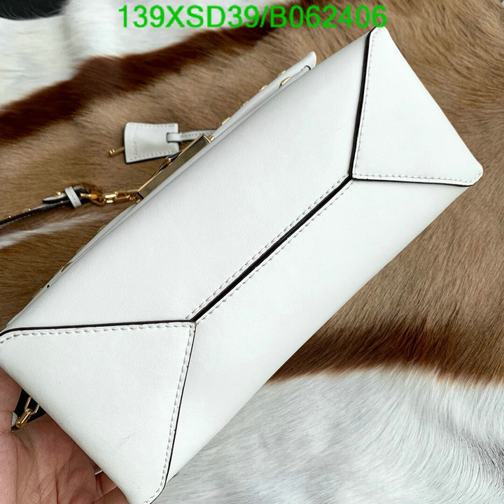 Michael Kors Bag-(Mirror)-Diagonal-,Code: B062406,$: 139USD