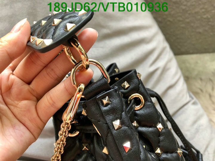 Valentino Bag-(Mirror)-Rockstud Spike,Code: VTB010936,$: 189USD