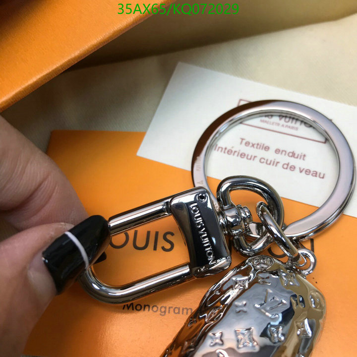 Key pendant-LV,Code: KQ072029,$: 35USD