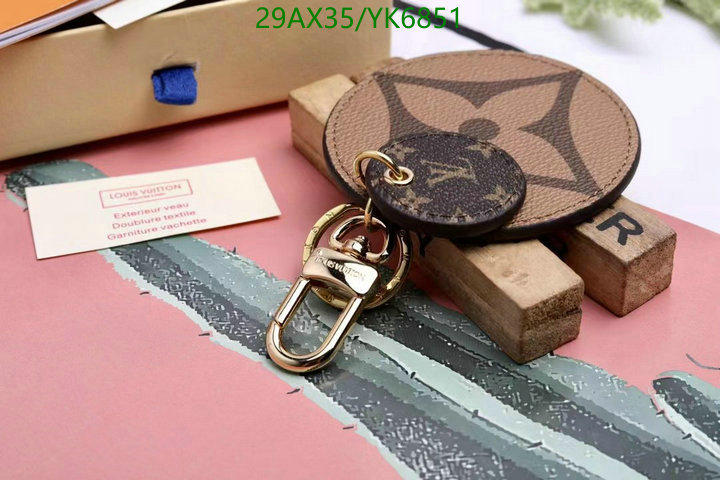 Key pendant-LV, Code: YK6851,$: 29USD