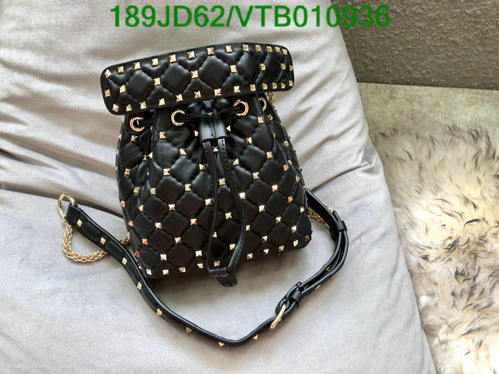 Valentino Bag-(Mirror)-Rockstud Spike,Code: VTB010936,$: 189USD