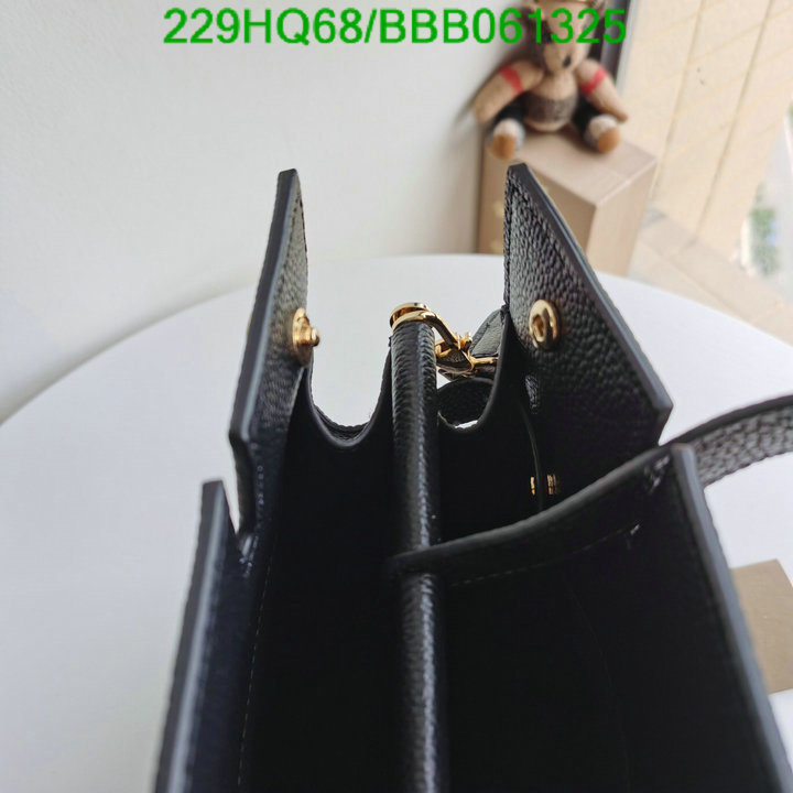 Burberry Bag-(Mirror)-Handbag-,Code: BBB061325,$: 229USD