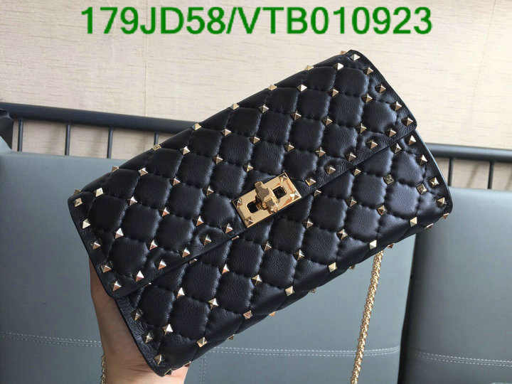 Valentino Bag-(Mirror)-Rockstud Spike,Code: VTB010923,$: 179USD