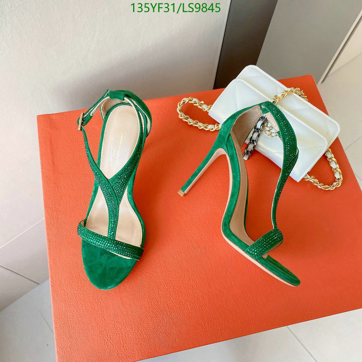 Women Shoes-Gianvito Rossi, Code: LS9845,$: 135USD