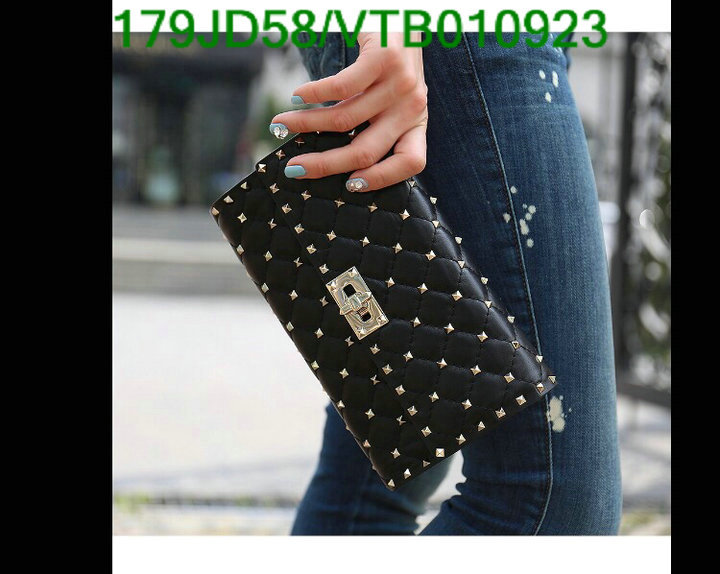 Valentino Bag-(Mirror)-Rockstud Spike,Code: VTB010923,$: 179USD