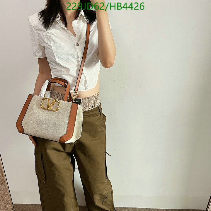 Valentino Bag-(Mirror)-Diagonal-,Code: HB4426,$: 229USD