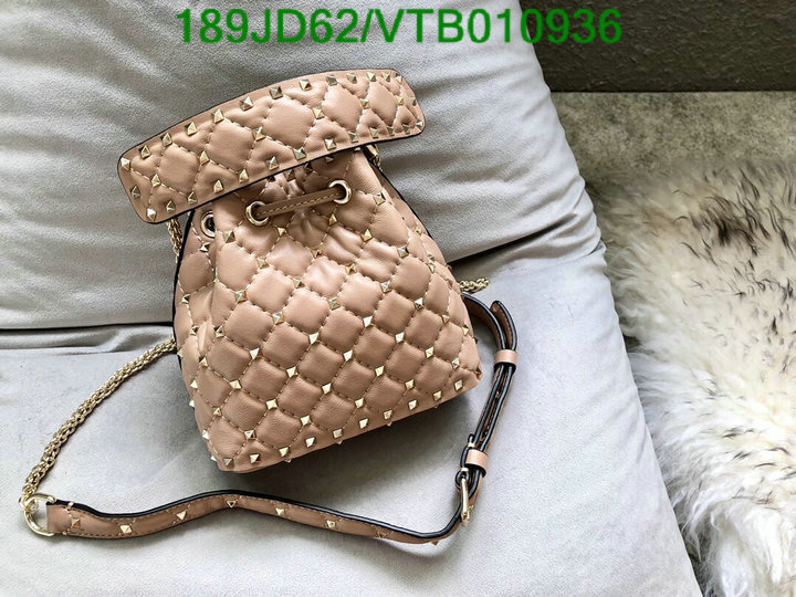 Valentino Bag-(Mirror)-Rockstud Spike,Code: VTB010936,$: 189USD