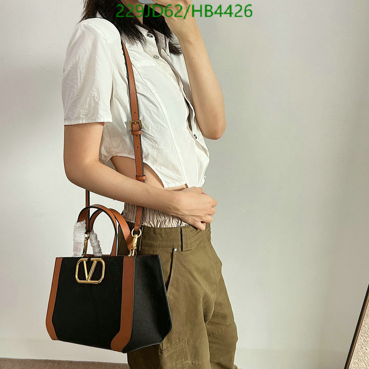 Valentino Bag-(Mirror)-Diagonal-,Code: HB4426,$: 229USD