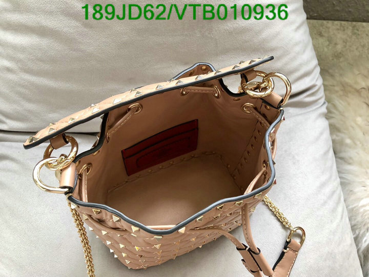 Valentino Bag-(Mirror)-Rockstud Spike,Code: VTB010936,$: 189USD