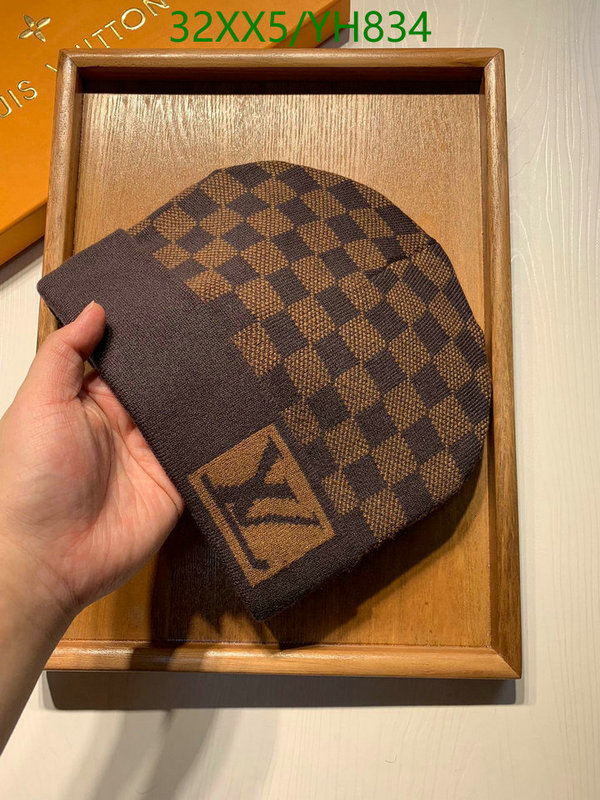 Cap -(Hat)-LV, Code: YH834,$: 32USD