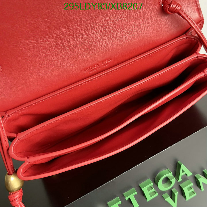 BV Bag-(Mirror)-Clutch- Code: XB8207 $: 295USD