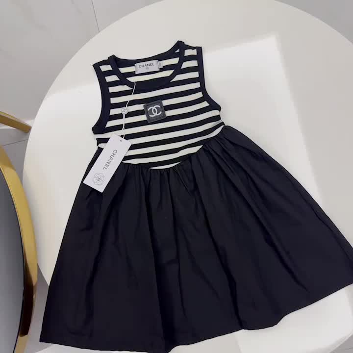 Kids clothing-Chanel Code: XC7981 $: 39USD