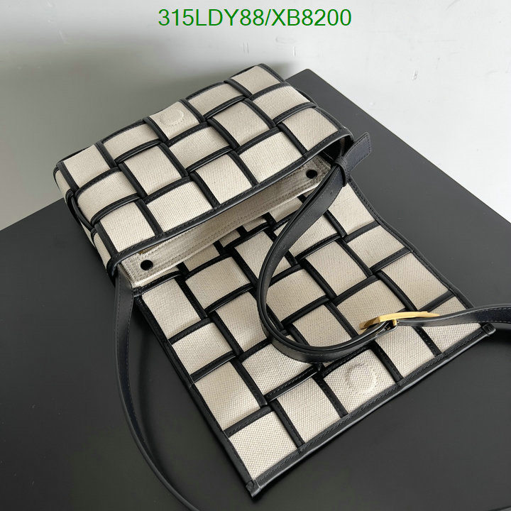 BV Bag-(Mirror)-Diagonal- Code: XB8200 $: 315USD