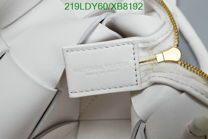 BV Bag-(Mirror)-Diagonal- Code: XB8192 $: 219USD