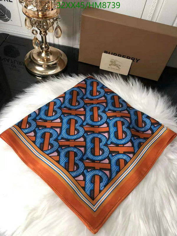 Scarf-Burberry Code: HM8739 $: 32USD