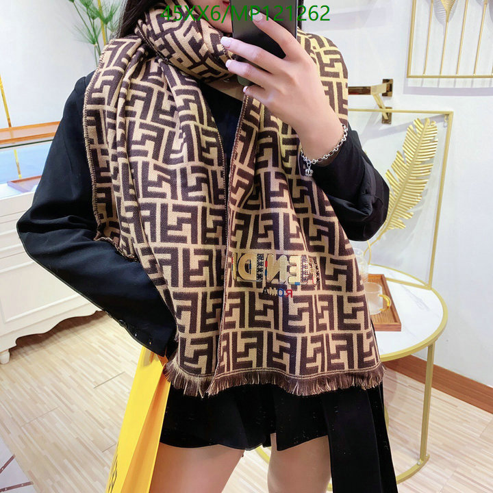 Scarf-Fendi Code: MP121262 $: 45USD