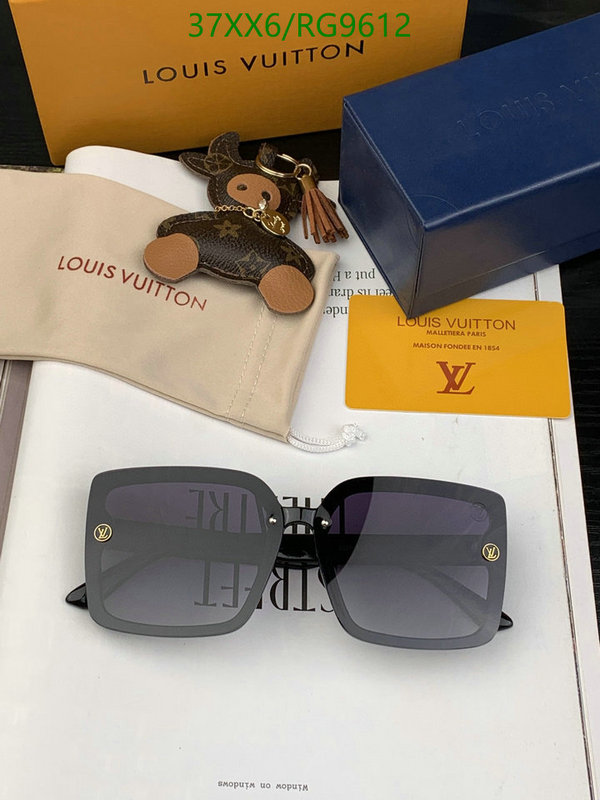 Glasses-LV Code: RG9612 $: 37USD