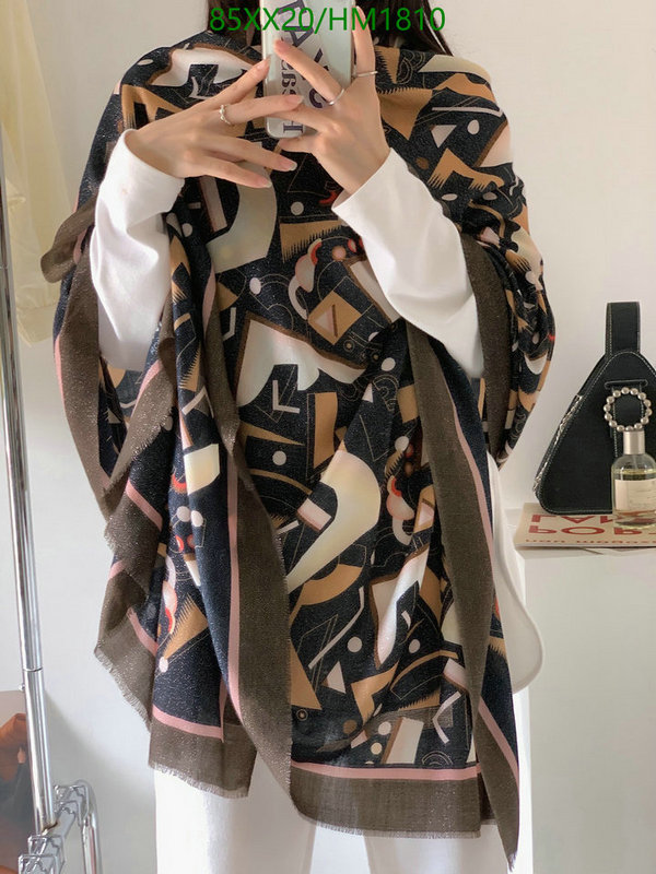 Scarf-Fendi Code: HM1810 $: 85USD