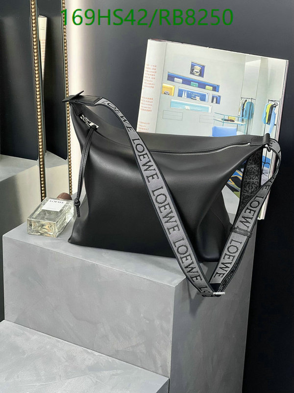 Loewe Bag-(4A)-Diagonal- Code: RB8250 $: 169USD