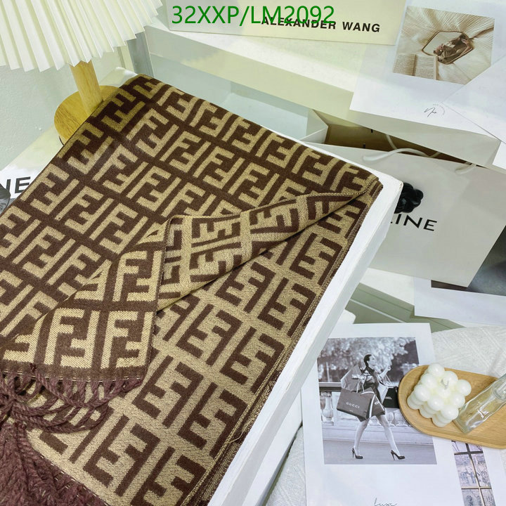 Scarf-Fendi Code: LM2092 $: 32USD