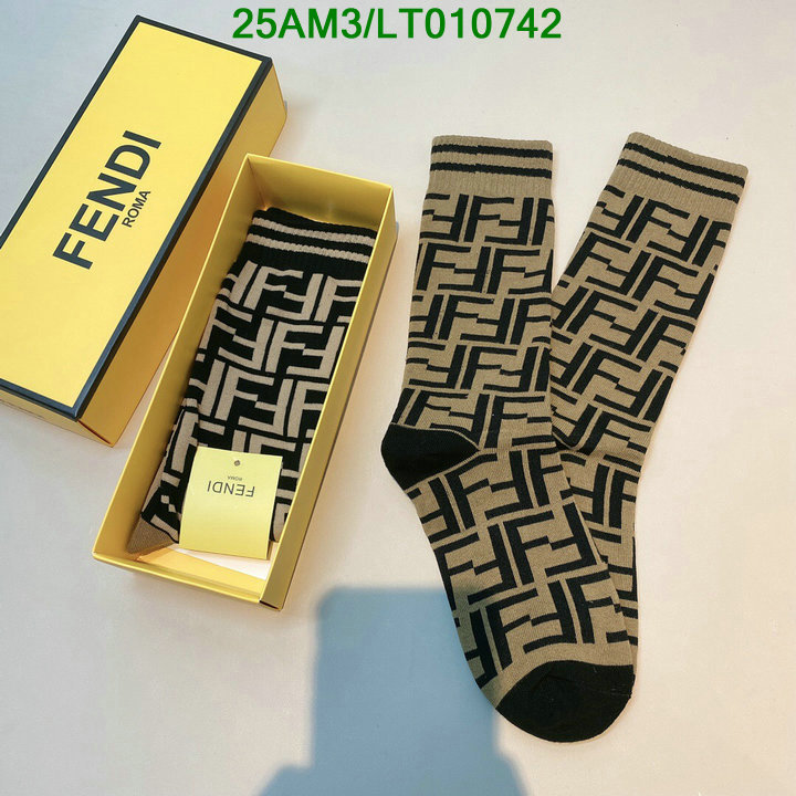 Sock-Fendi Code: LT010742 $: 25USD