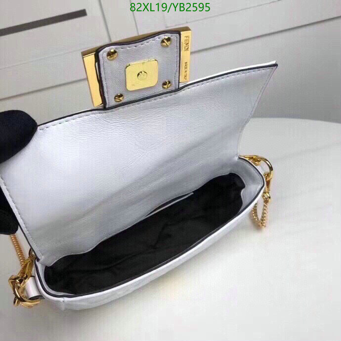 Fendi Bag-(4A)-Baguette- Code: YB2595 $: 82USD