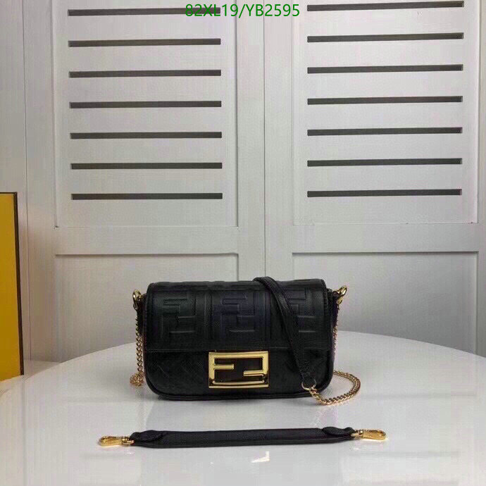 Fendi Bag-(4A)-Baguette- Code: YB2595 $: 82USD