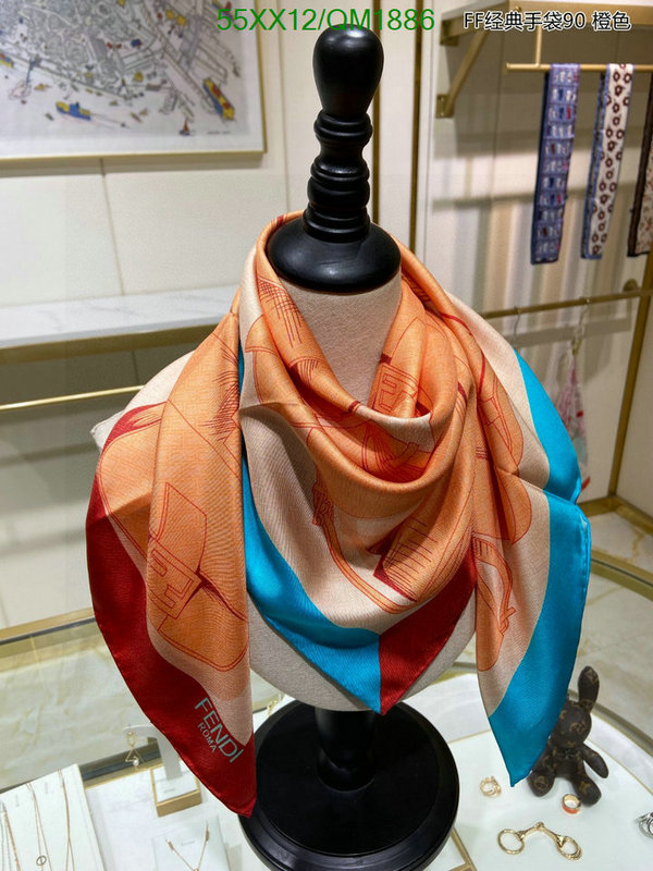 Scarf-Fendi Code: QM1886 $: 55USD