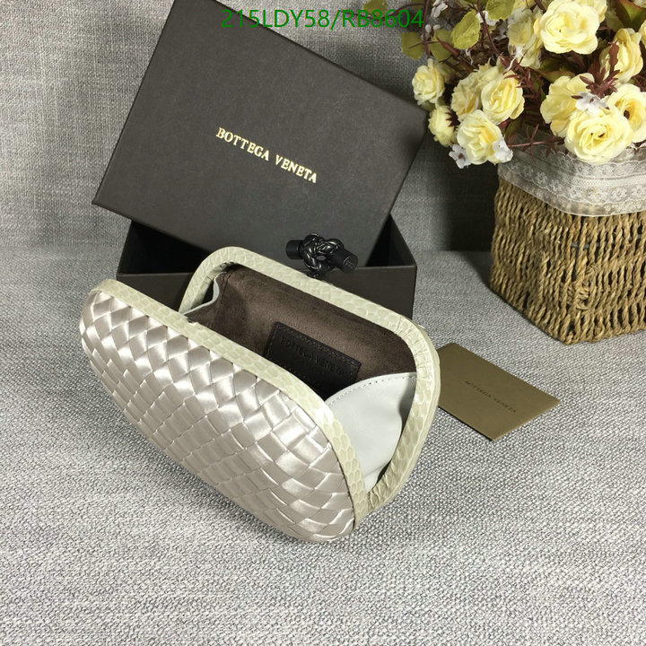 BV Bag-(Mirror)-Clutch- Code: RB8604 $: 215USD