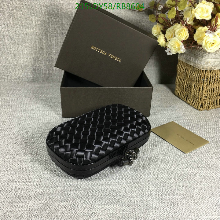 BV Bag-(Mirror)-Clutch- Code: RB8604 $: 215USD