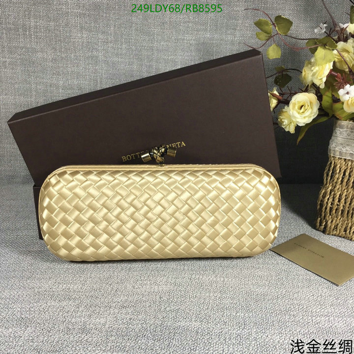 BV Bag-(Mirror)-Clutch- Code: RB8595 $: 249USD