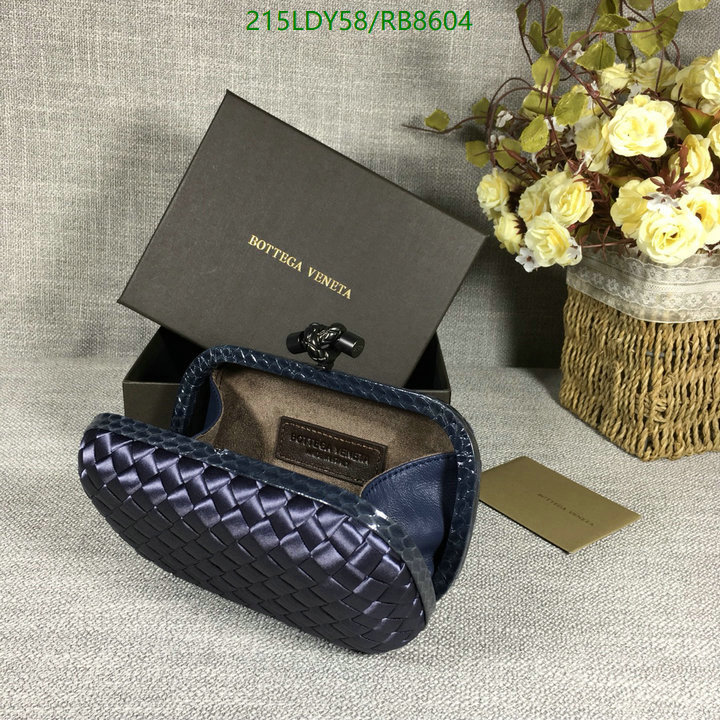 BV Bag-(Mirror)-Clutch- Code: RB8604 $: 215USD