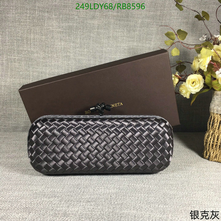 BV Bag-(Mirror)-Clutch- Code: RB8596 $: 249USD