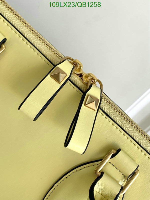 Valentino Bag-(4A)-Handbag- Code: QB1258 $: 109USD