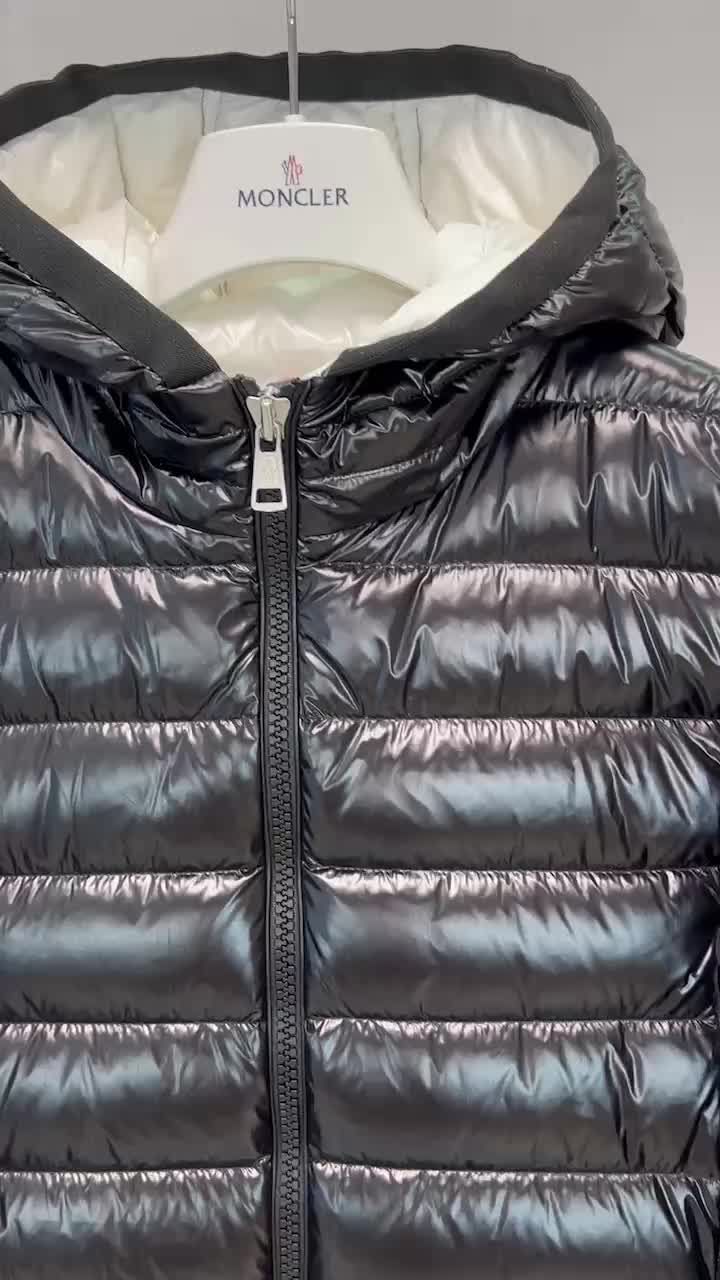 Down jacket Men-Moncler Code: QC2125 $: 175USD