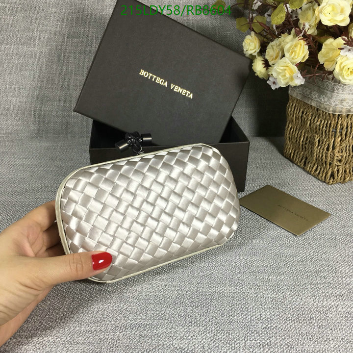 BV Bag-(Mirror)-Clutch- Code: RB8604 $: 215USD