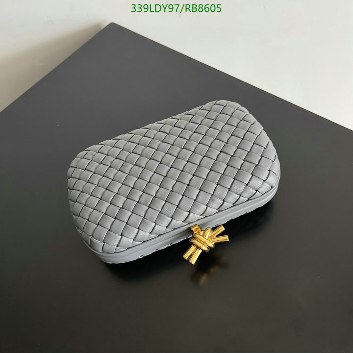 BV Bag-(Mirror)-Clutch- Code: RB8605 $: 339USD