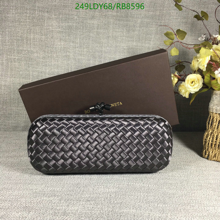 BV Bag-(Mirror)-Clutch- Code: RB8596 $: 249USD