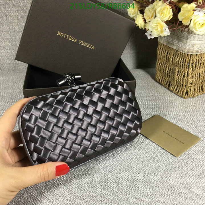 BV Bag-(Mirror)-Clutch- Code: RB8604 $: 215USD