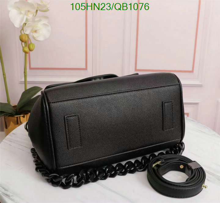 Versace Bag-(4A)-Handbag- Code: QB1076 $: 105USD