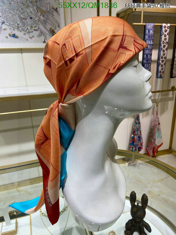 Scarf-Fendi Code: QM1886 $: 55USD