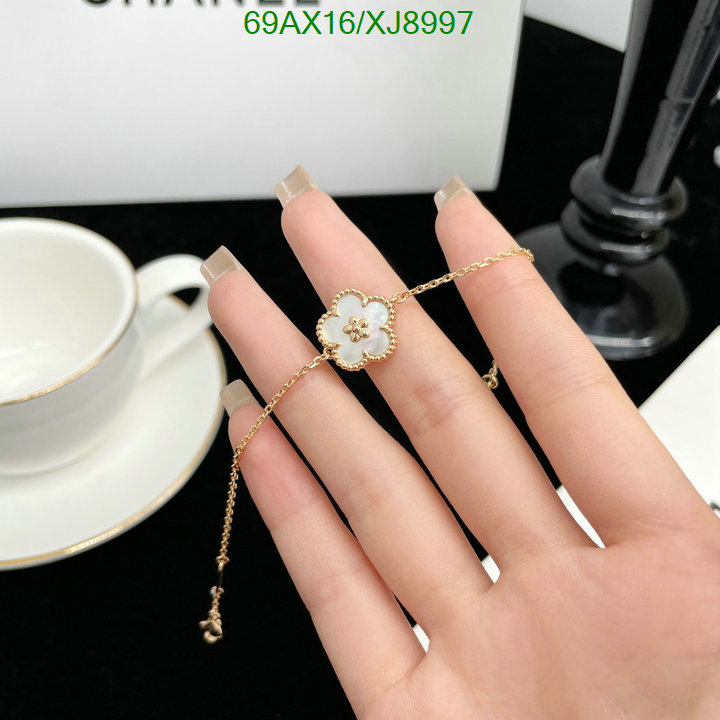 Jewelry-Van Cleef & Arpels Code: XJ8997 $: 69USD
