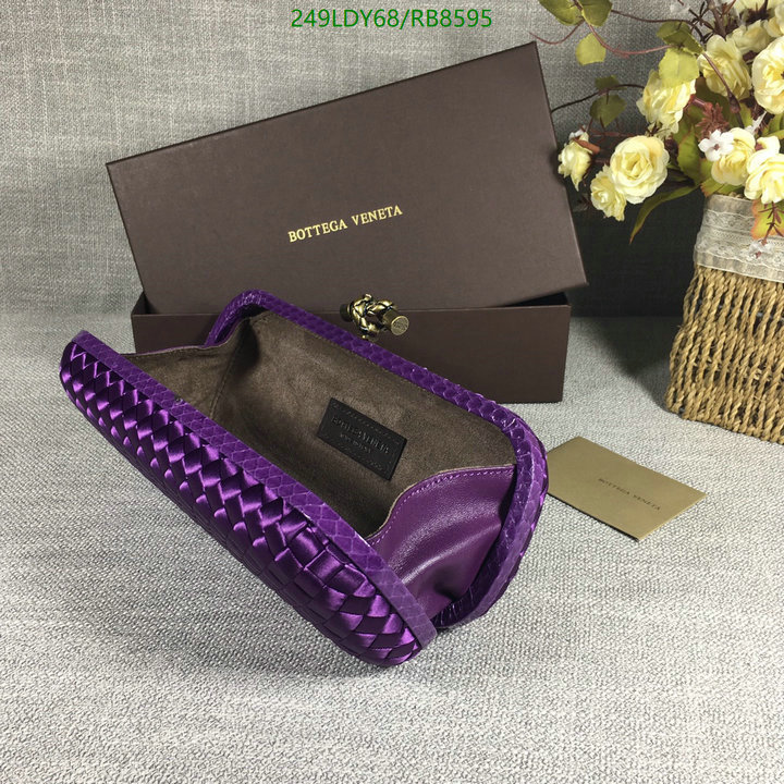 BV Bag-(Mirror)-Clutch- Code: RB8595 $: 249USD