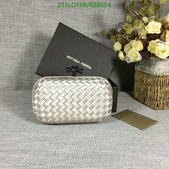 BV Bag-(Mirror)-Clutch- Code: RB8604 $: 215USD