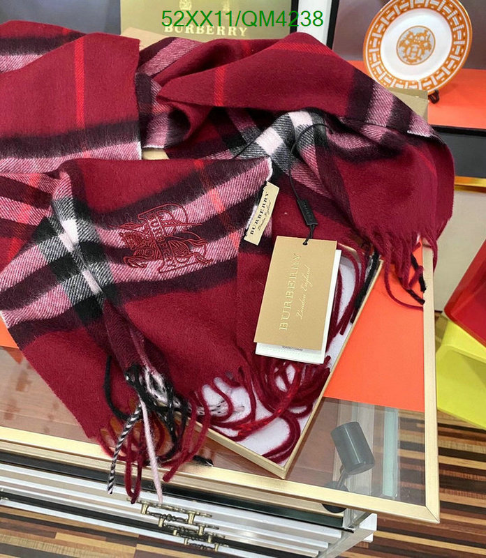 Scarf-Burberry Code: QM4238 $: 52USD