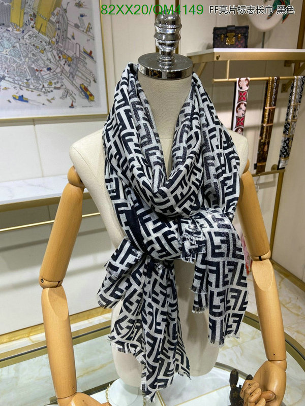 Scarf-Fendi Code: QM4149 $: 82USD