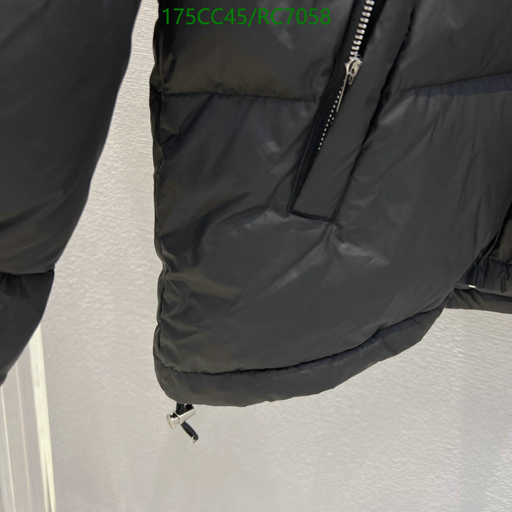 Down jacket Women-Prada Code: RC7058 $: 175USD