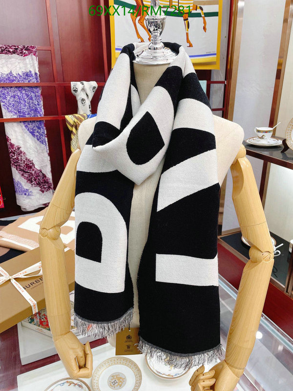 Scarf-Burberry Code: RM7281 $: 69USD