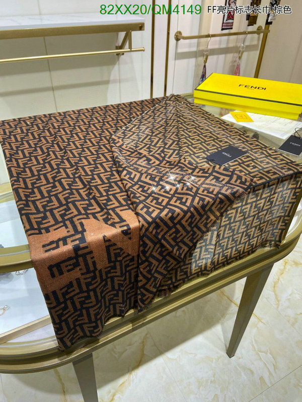 Scarf-Fendi Code: QM4149 $: 82USD